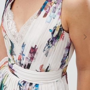 Little Mistress Pleated Chiffon Printed maxi dress